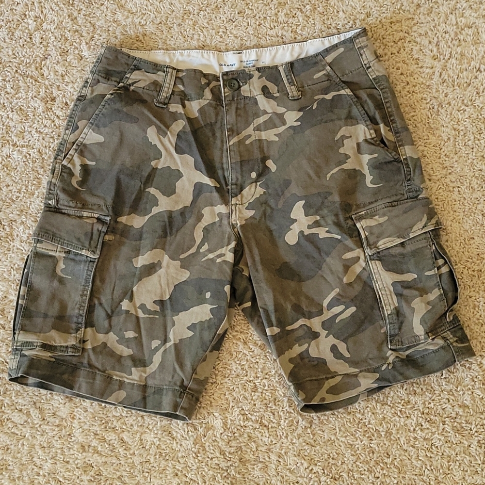Camouflage, cargo shorts